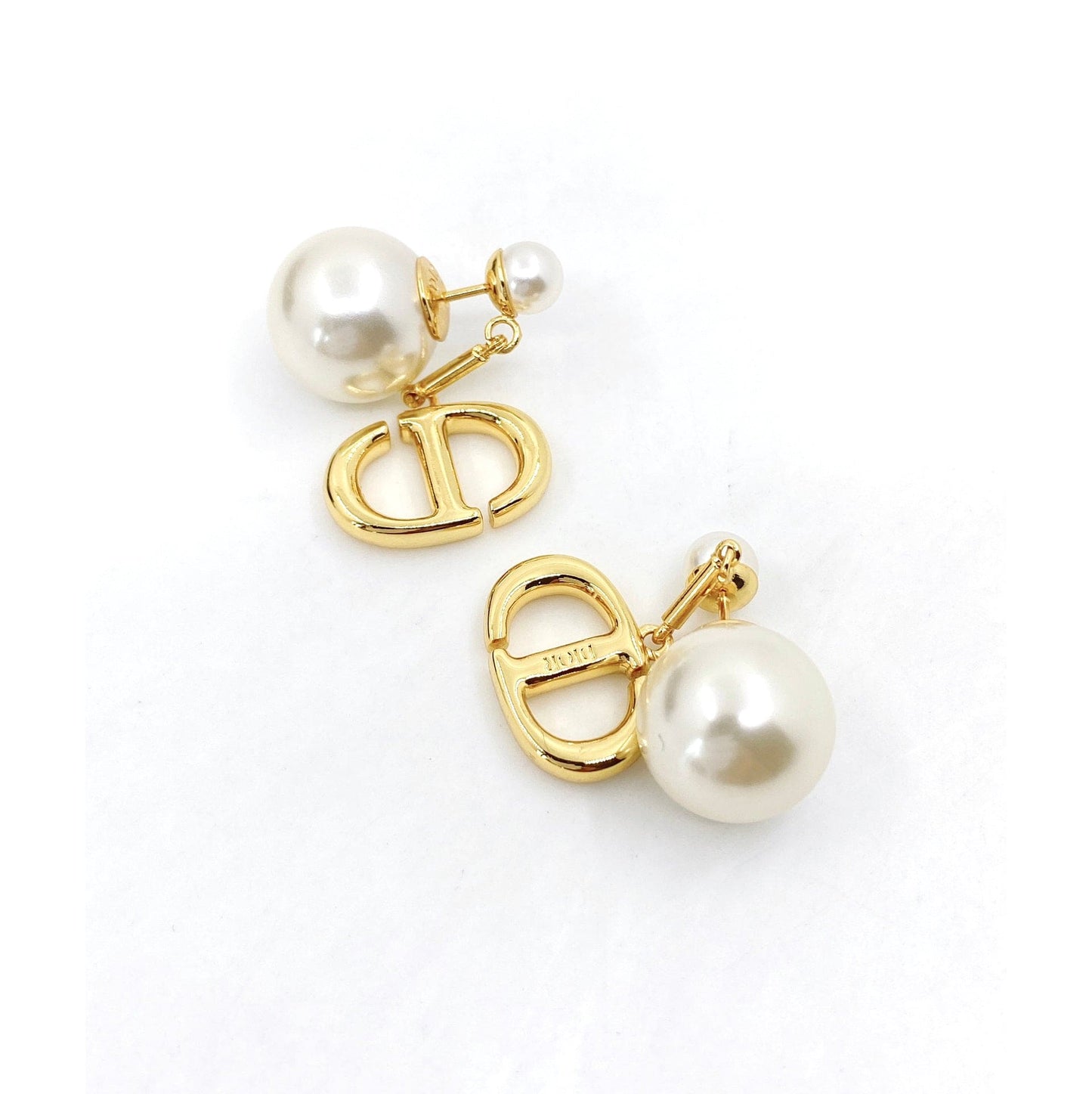 Tribales Pearl Earrings