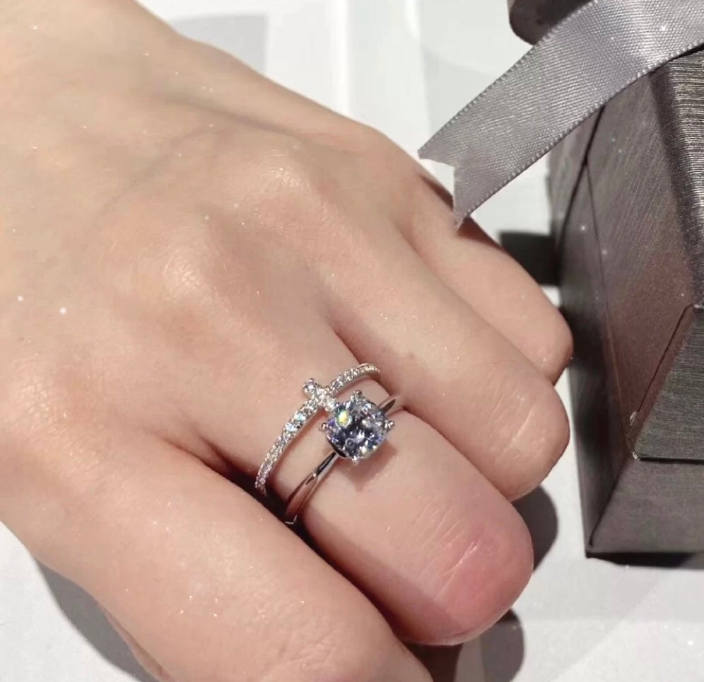 T Diamond Wire Ring