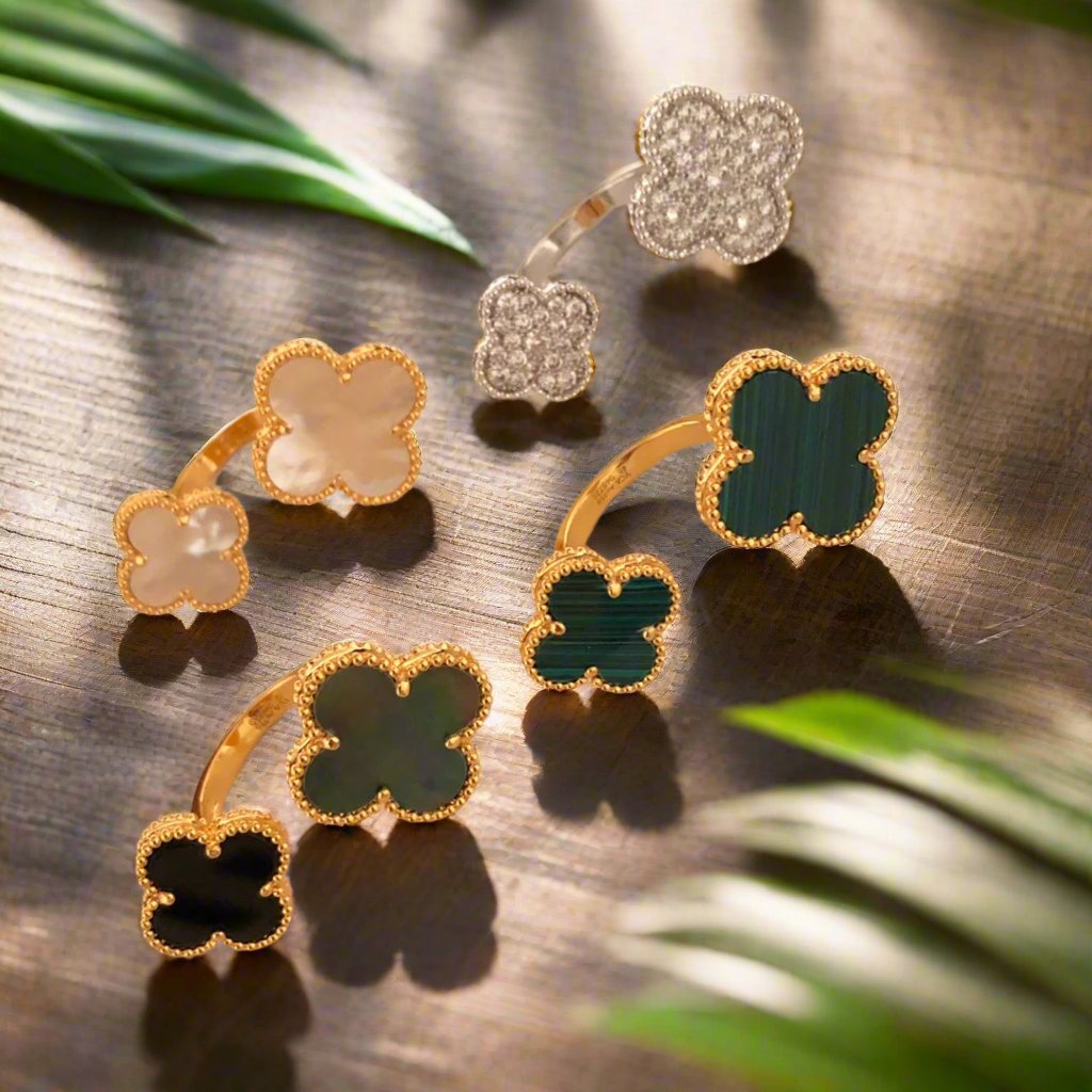 Magic Alhambra Clover Ring