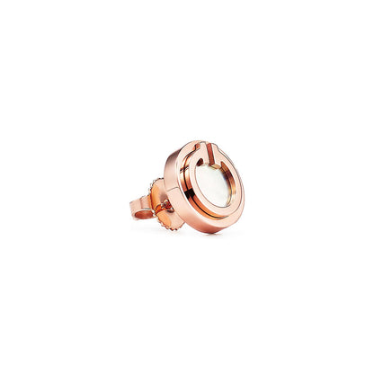 T Mother-of-pearl Circle Earrings