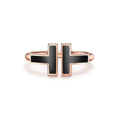T Black Onyx Wire Ring