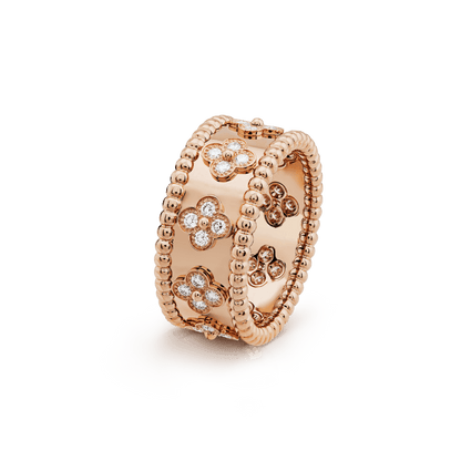 Perlée Clovers Ring, Medium Model