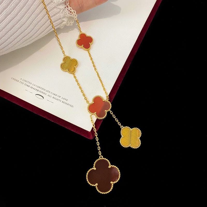 Magic Alhambra Six Motifs Carnelian Clover Necklace