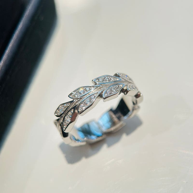 White Gold Victoria Vine Ring