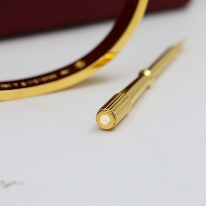 4 Diamonds Love Bracelet