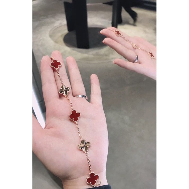 Vintage Alhambra Five Motifs Carnelian Clover Bracelet