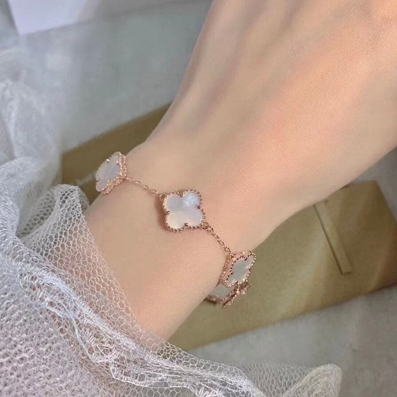 Vintage Alhambra Five Motifs Pearl Bracelet