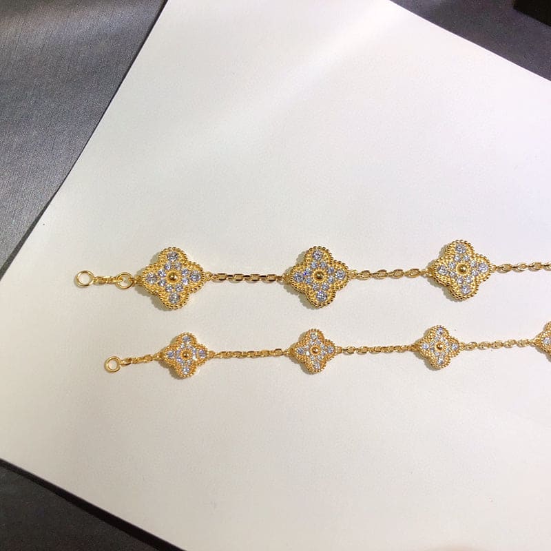 Vintage Alhambra Diamonds Clover Bracelet