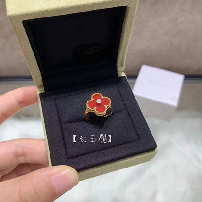Vintage Alhambra Carnelian Ring
