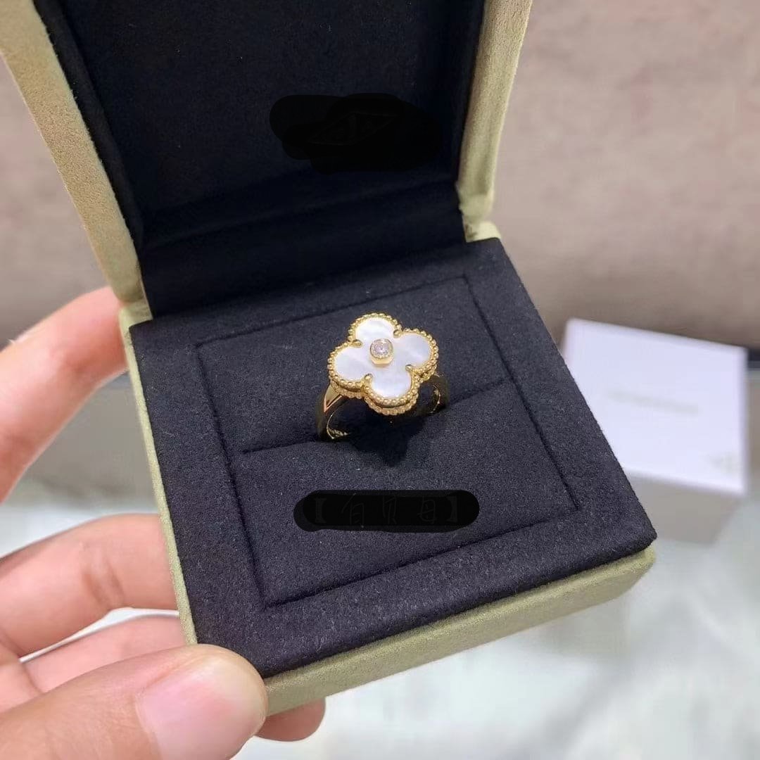 Vintage Alhambra Pearl Ring