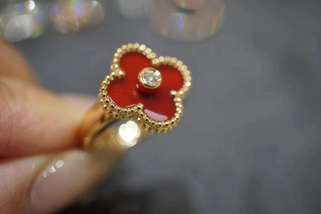 Vintage Alhambra Carnelian Ring