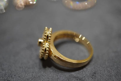 Vintage Alhambra Carnelian Ring
