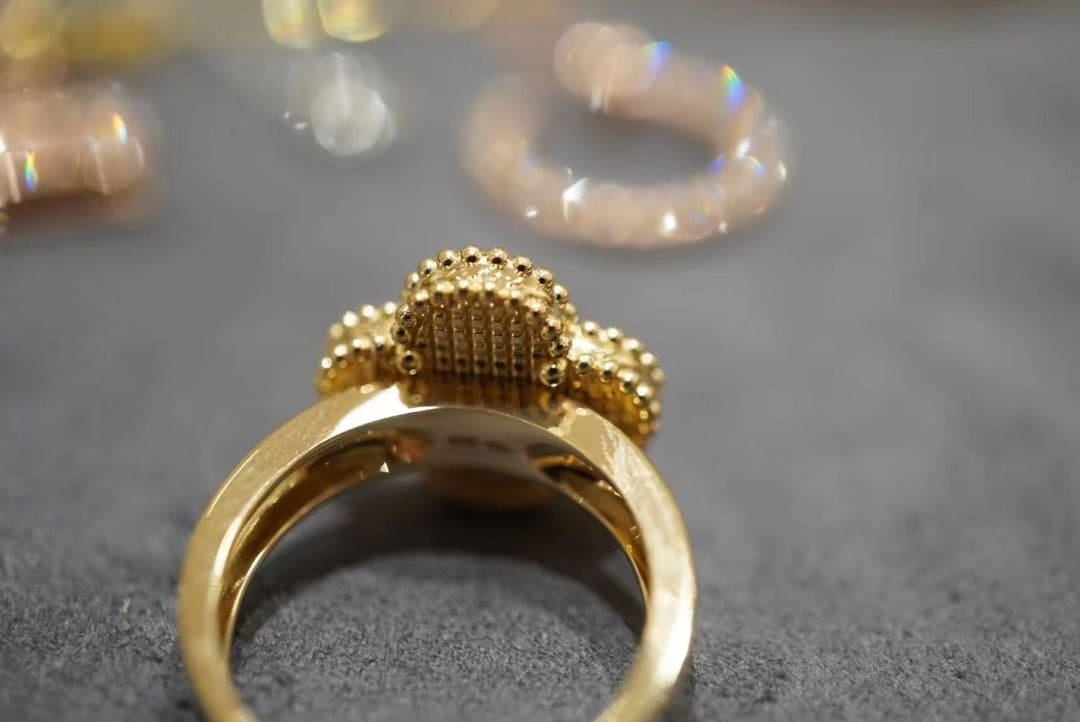 Vintage Alhambra Carnelian Ring