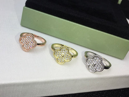 Vintage Alhambra Diamonds Ring