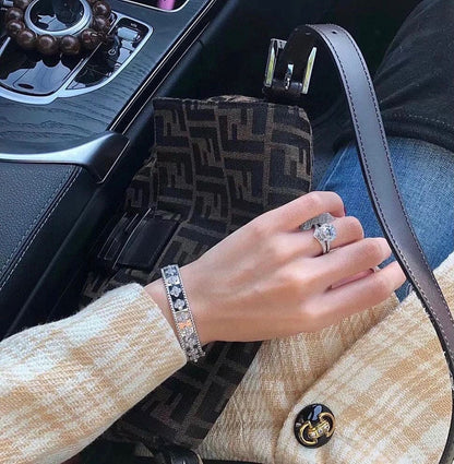 Perlée Clovers Bracelet