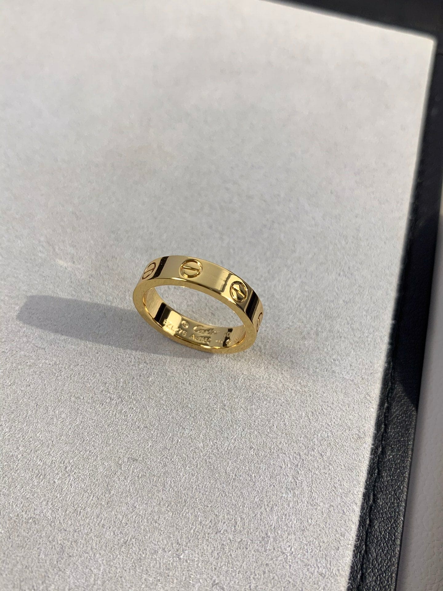 Love Wedding 4mm Ring