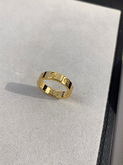 Love Wedding 4mm Ring