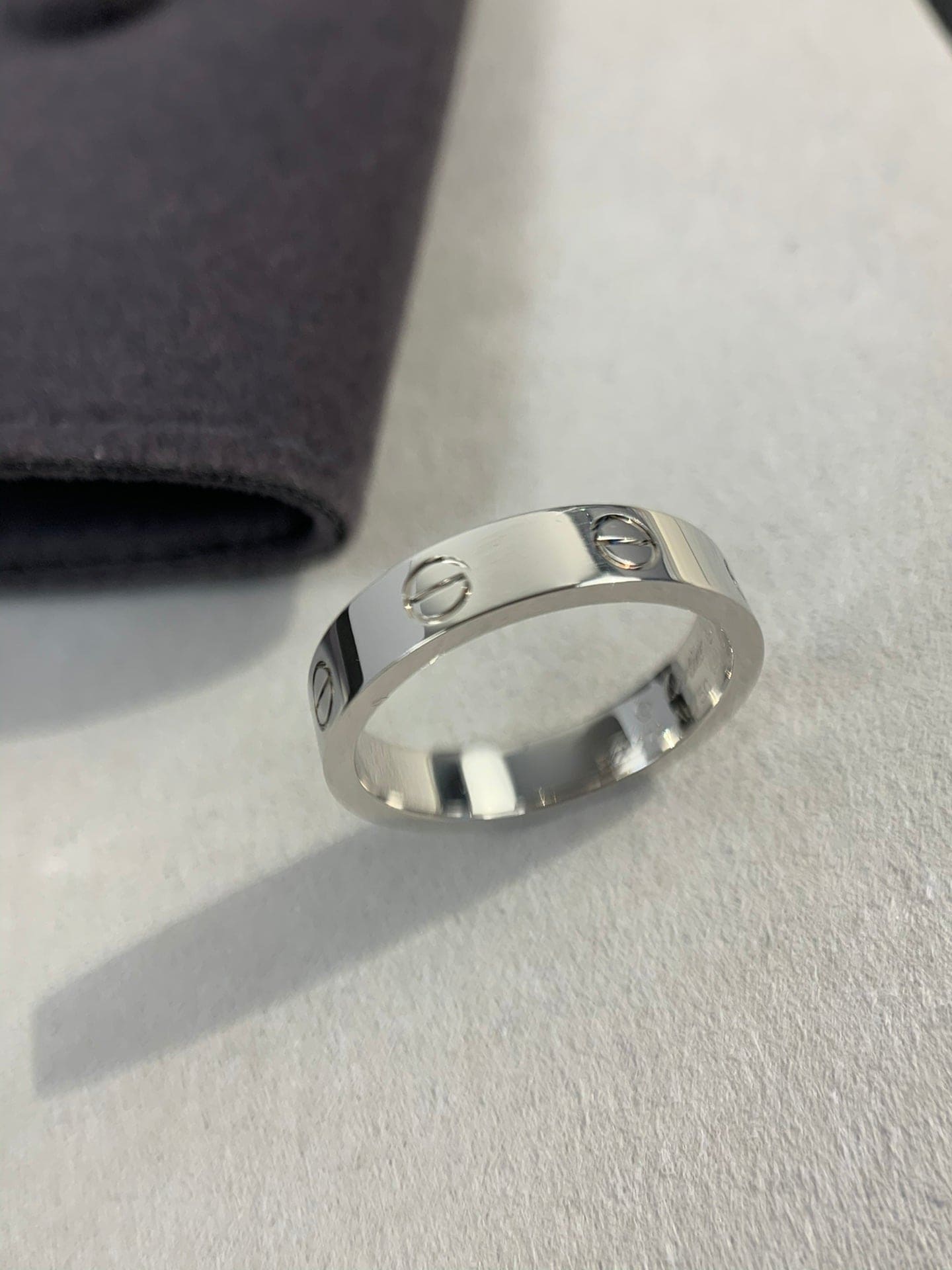Love Wedding 4mm Ring
