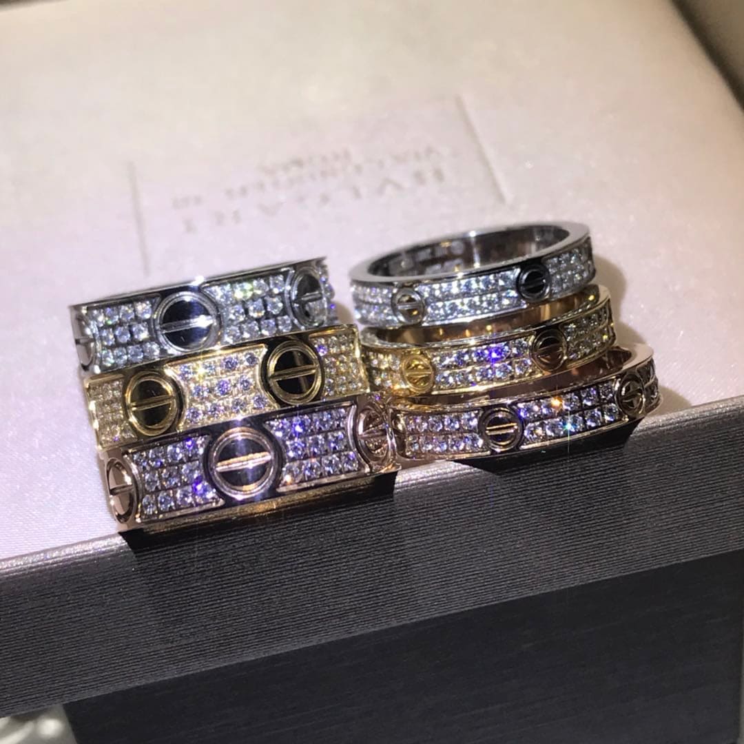 Love Diamond-Paved 5mm Ring
