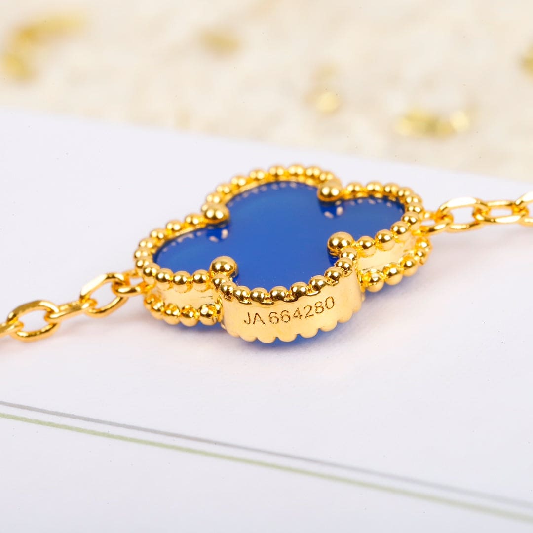 Vintage Alhambra Agate 10 Motifs Necklace
