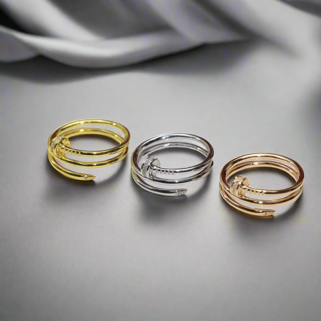 Juste Un Clou Diamond Ring