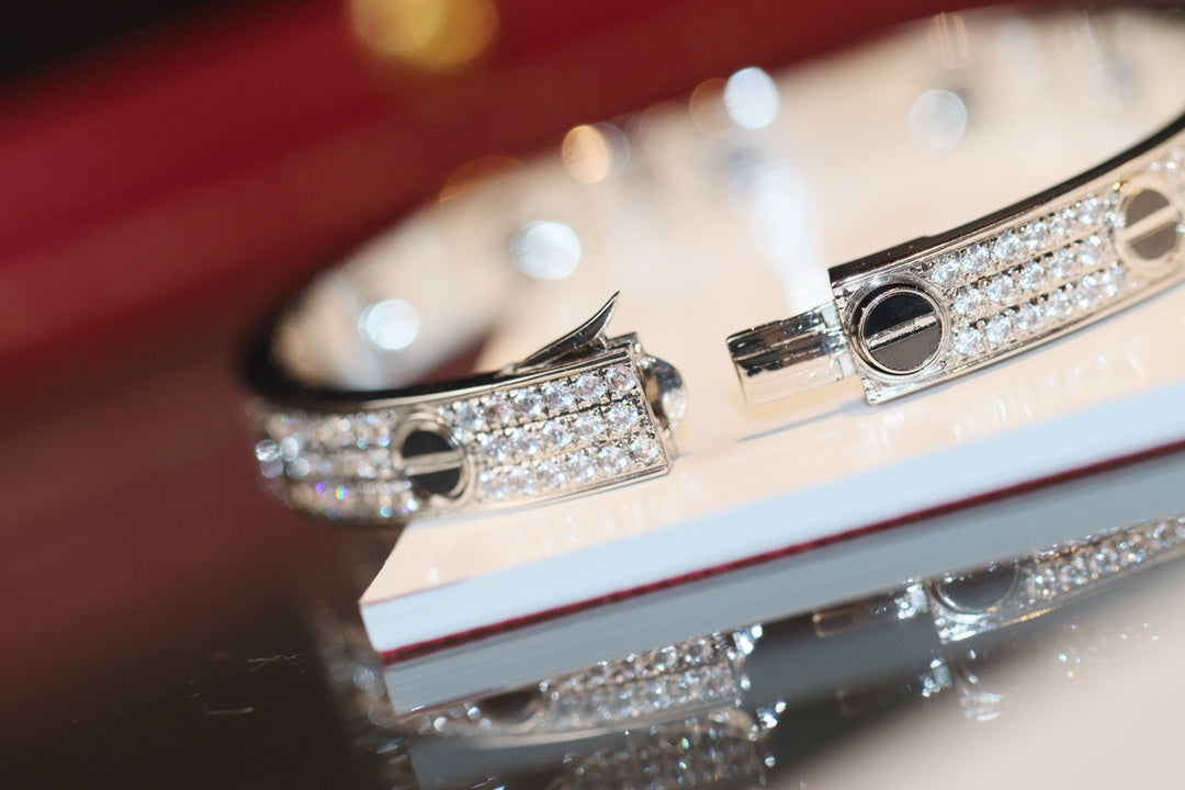 Diamond-paved Ceramic  Love Bracelet