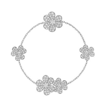 Frivole Diamonds Clover Bracelet
