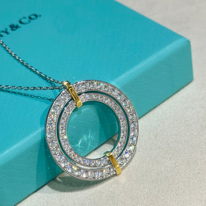 T Edge Circle Diamond Pendant Necklace