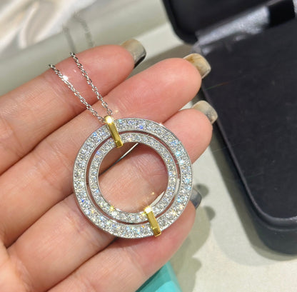 T Edge Circle Diamond Pendant Necklace