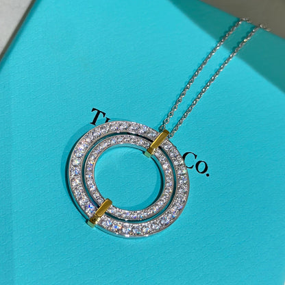 T Edge Circle Diamond Pendant Necklace