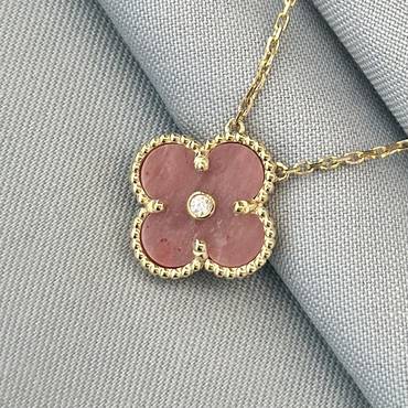 CLOVER RHODONITE 1 DIAMOND NECKLACE