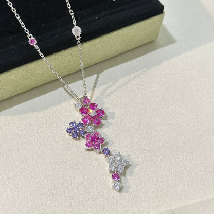 Folie Des Prés Pendant Necklace