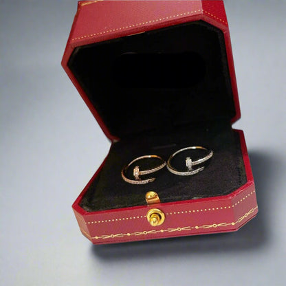 Juste Un Clou Full Diamond Ring