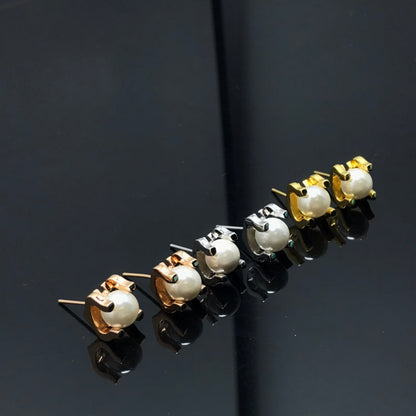 C De Earrings