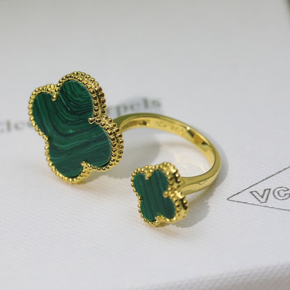 Magic Alhambra Malachite Clover Ring