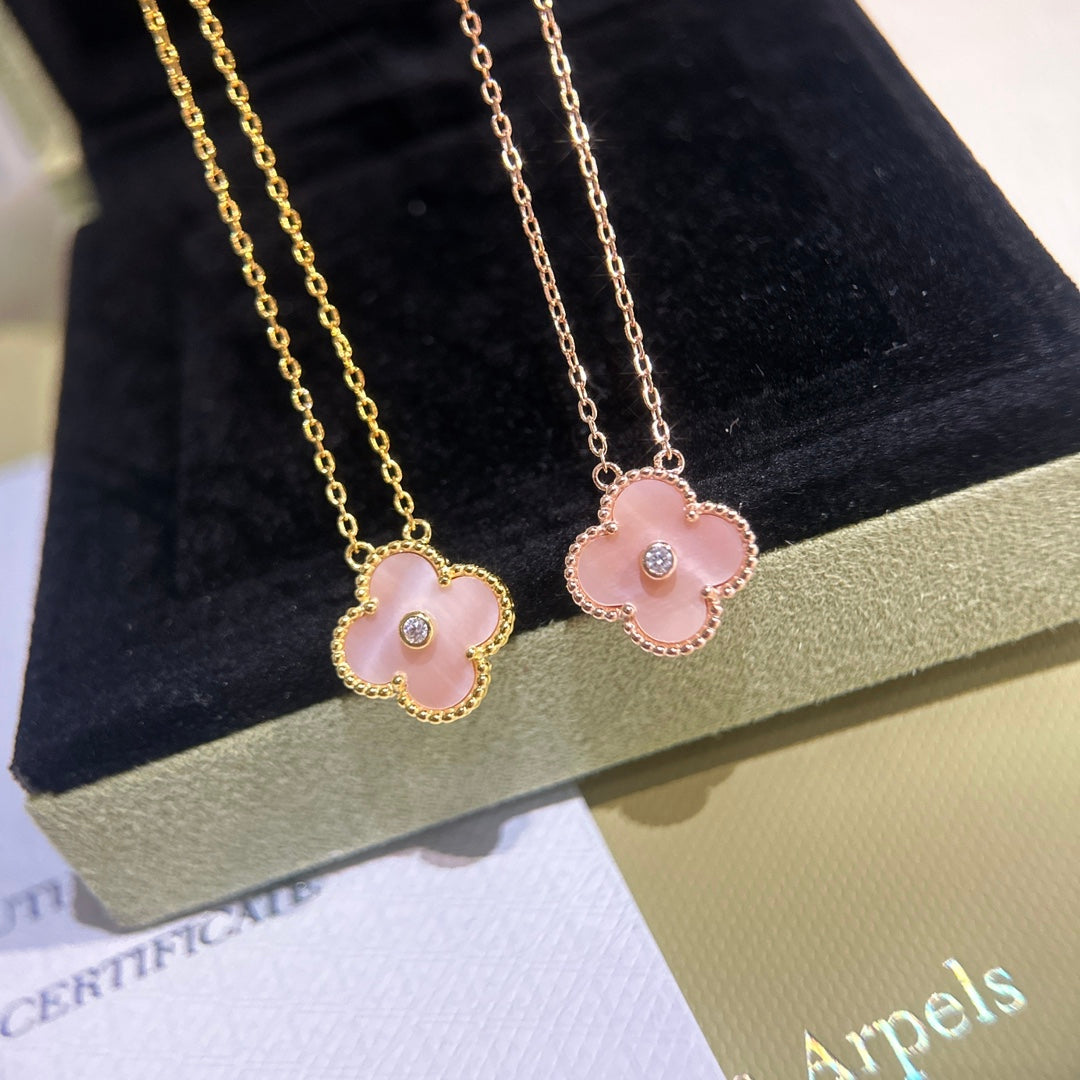 Sweet Alhambra Pink Clover Necklace