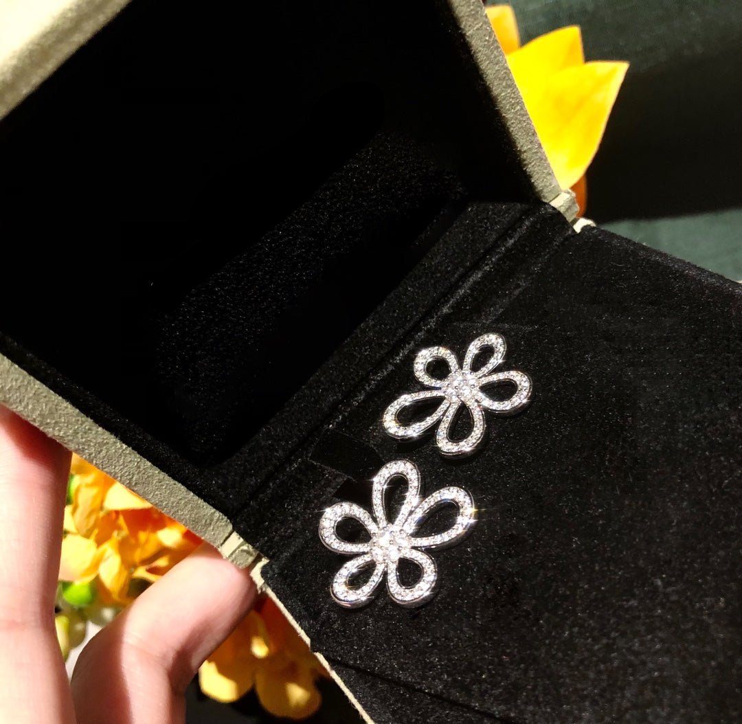 Flowerlace Earrings