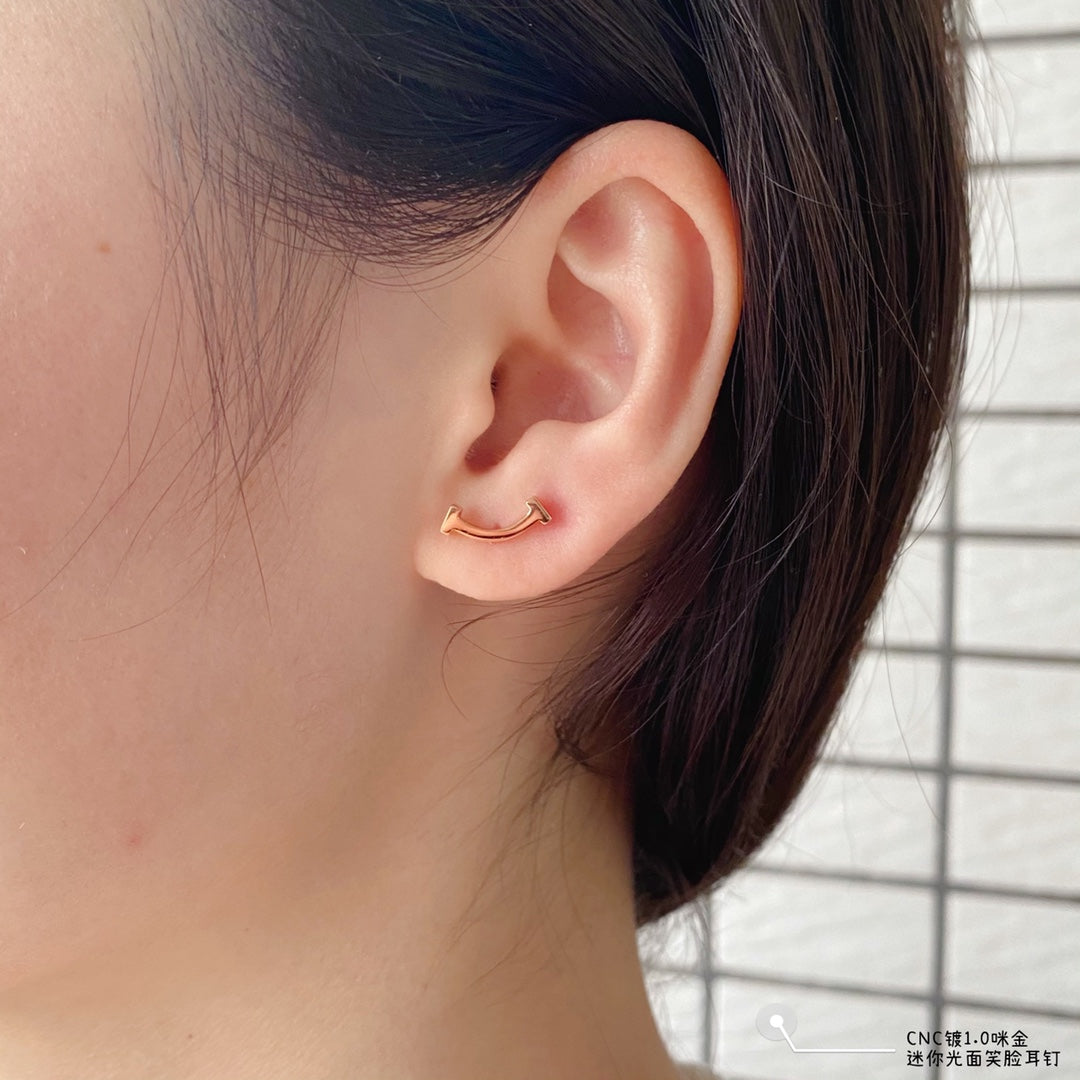 T Smile Earrings