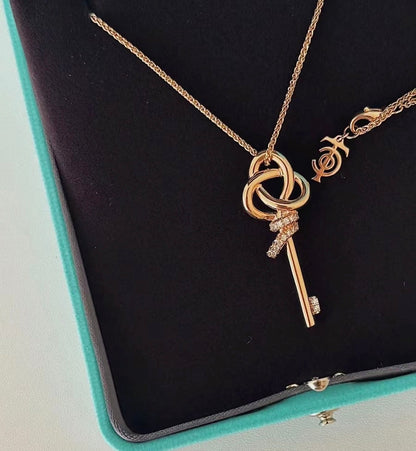 T Keys Woven Diamonds Medium Necklace