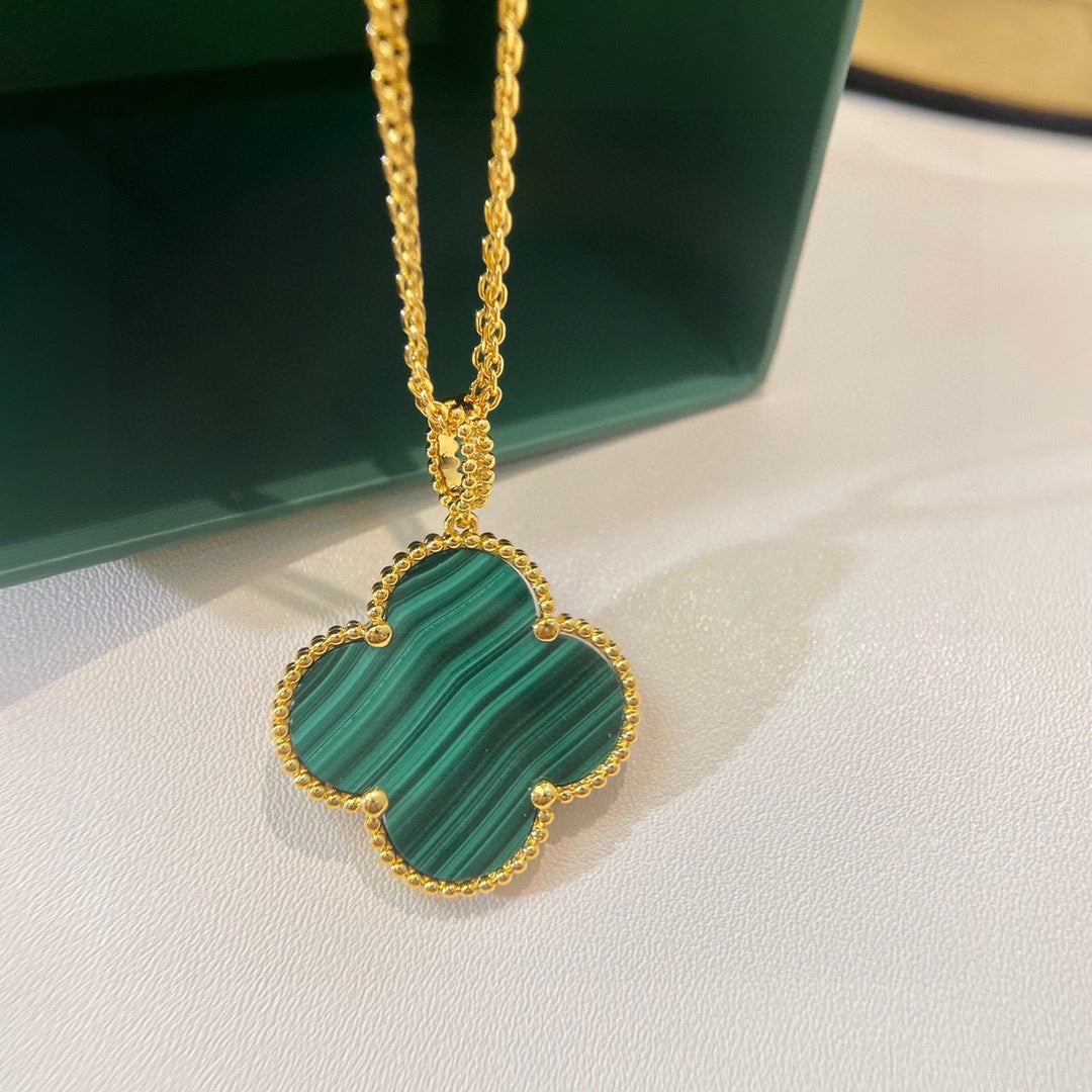 Magic Alhambra Malachite Necklace