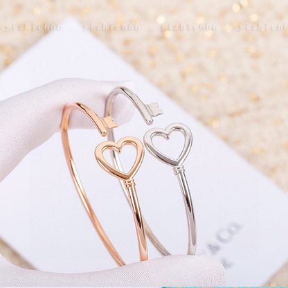 T Heart Key Wire Bracelet