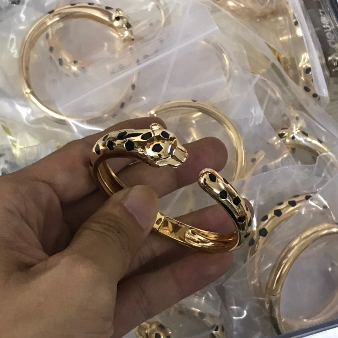 Panthère De Bracelet