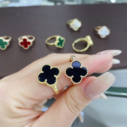 Magic Alhambra Clover Ring