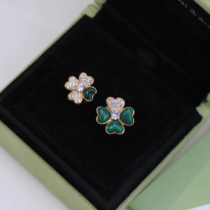 Cosmos Between the Finger Diamond Ring