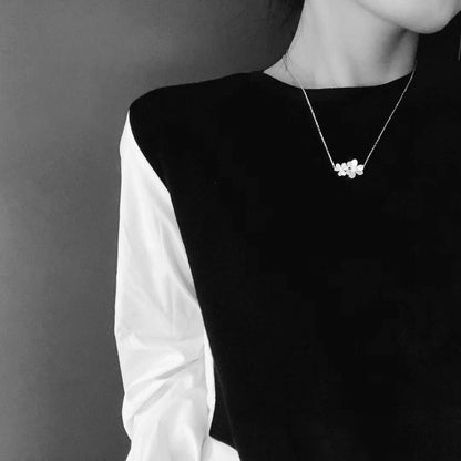 Frivole Clover Necklace