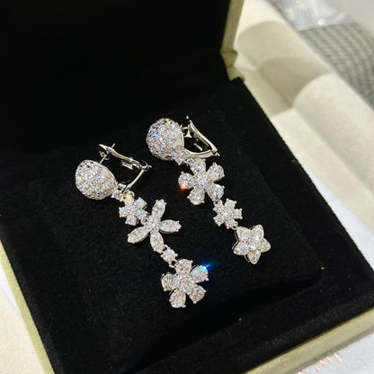 Folie Des Prés Earrings