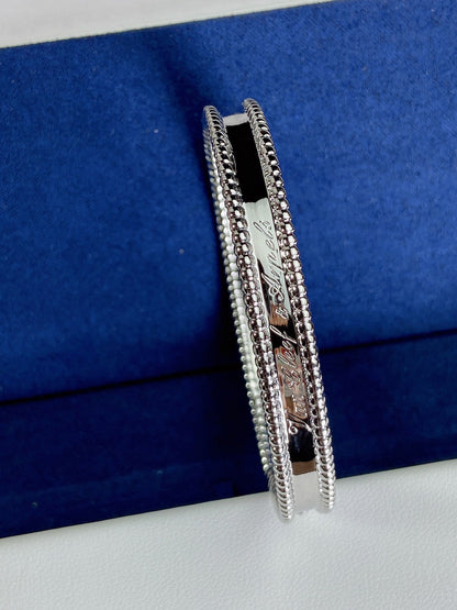 Perlée Signature Bracelet