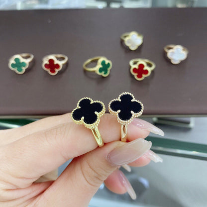 Magic Alhambra Clover Ring