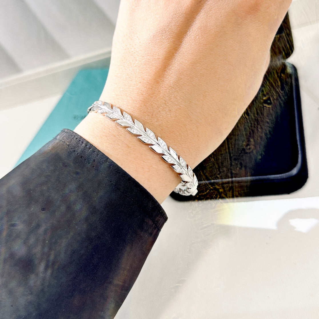 T Victoria Vine Diamonds Bracelet