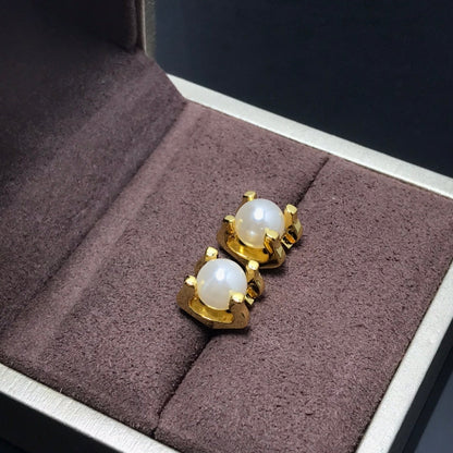 C De Earrings